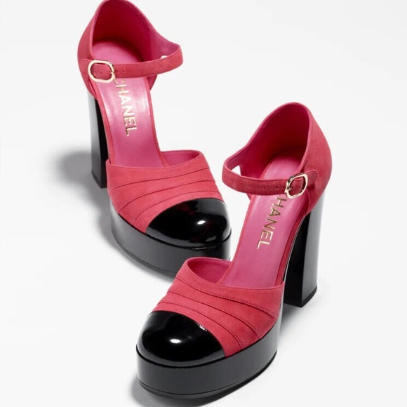 CHANEL Mary Janes Platform Heels, Dark Pink & Black - Retail $1300, NIB - Picture 4 of 13